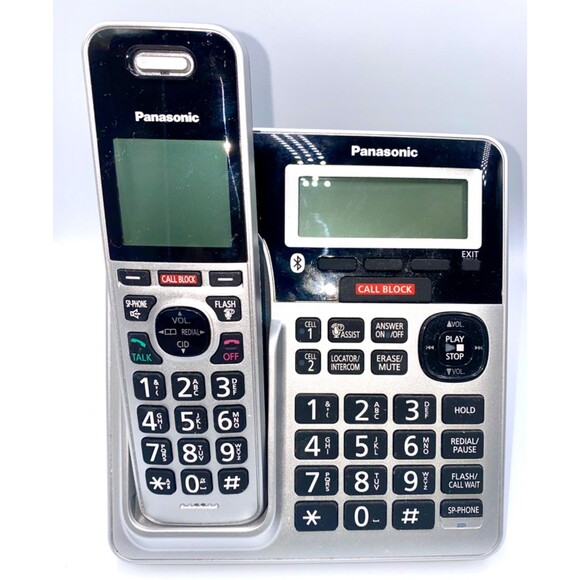 Panasonic KX-TGF970 Cordless Phone System Base Unit W/ (4) KX-TGFA97  USED - Picture 2 of 4